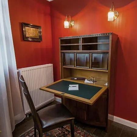 Dina Apartman *